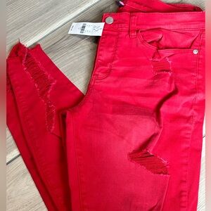 NYC SOHO red jeggings distressed